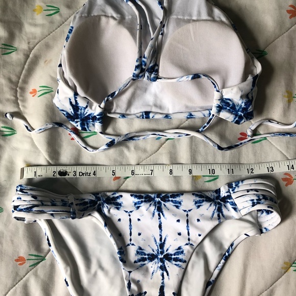 cute high neck bikini set⚡️ - Picture 3 of 3